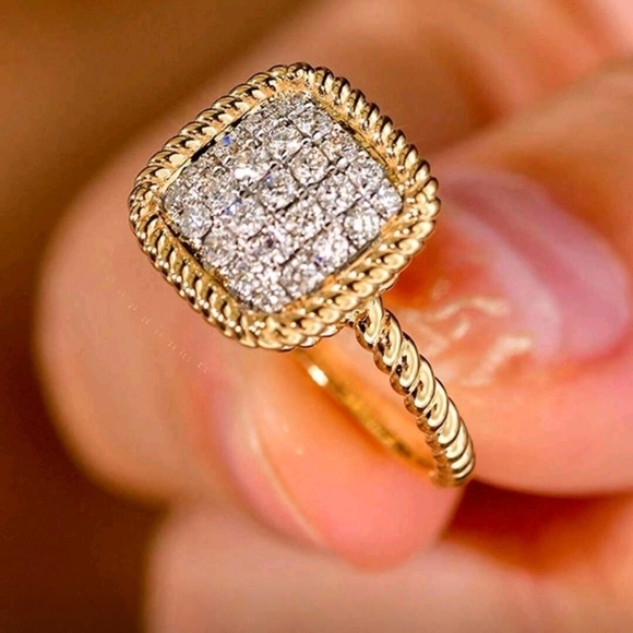 Huitan Gold and Silver Women's Ring with Cubic Zirconia Square Shape - Picture 8 of 11